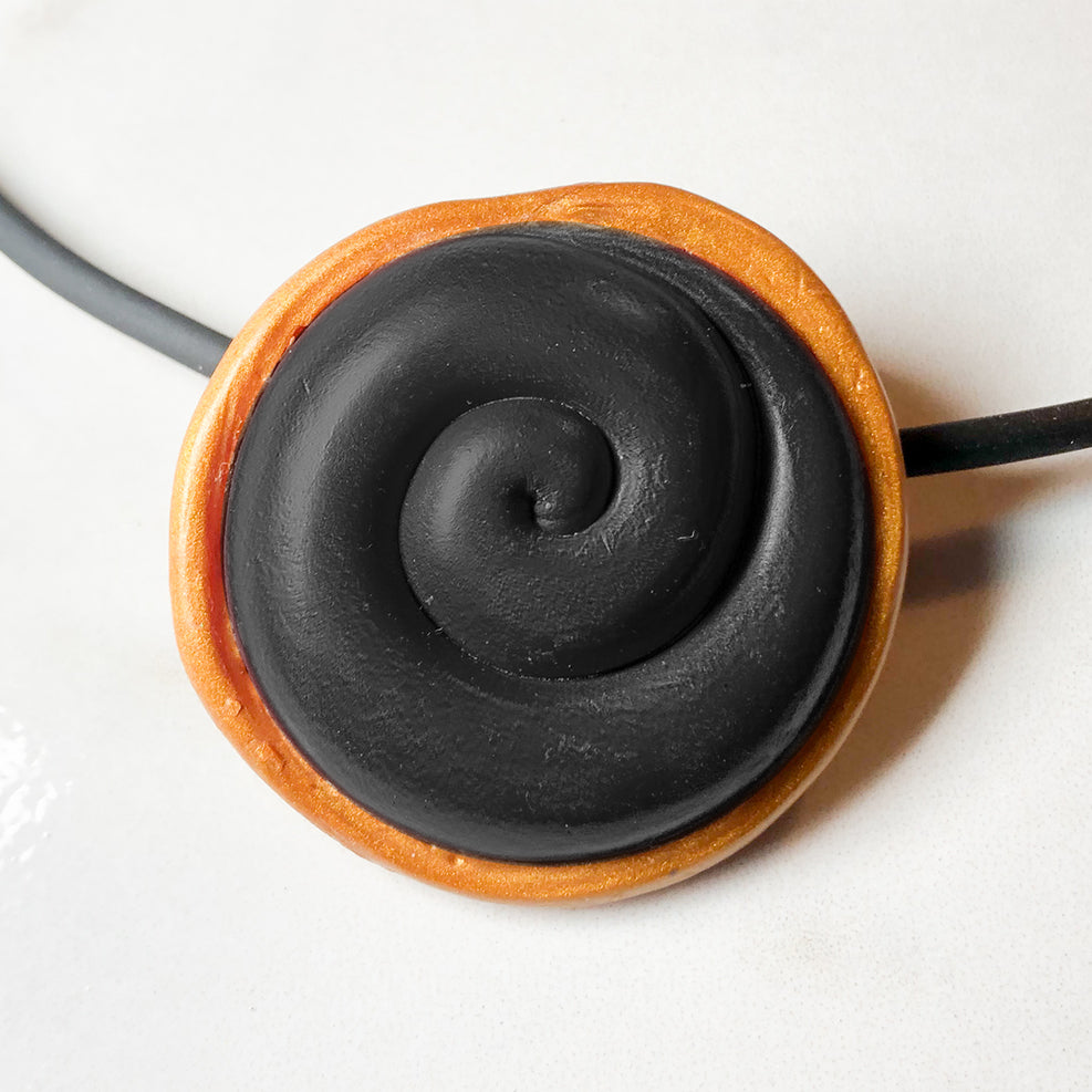 Faux Bezel Stone Snail Pendant