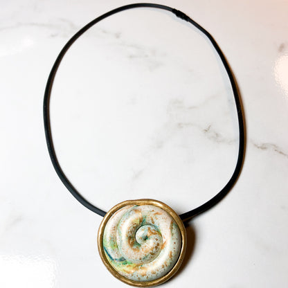 Faux Bezel Stone Snail Pendant: Soft Swirl