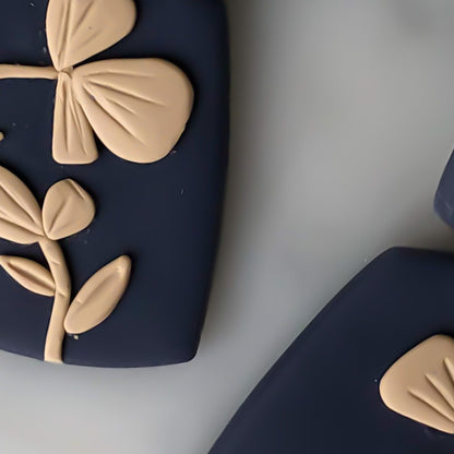 the Lillie - Floral Collection: Wedgewood